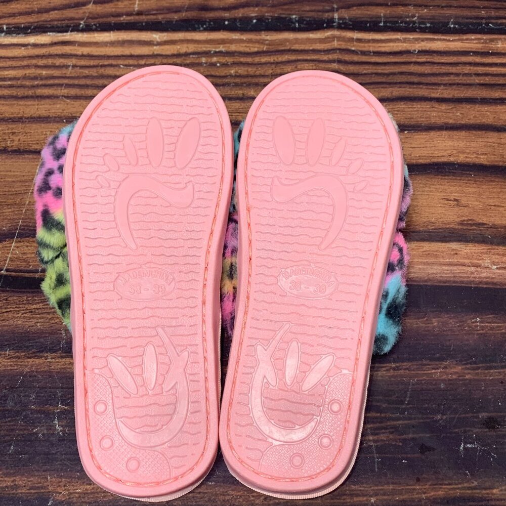 Fuzzy Slippers - Picture 7 of 8